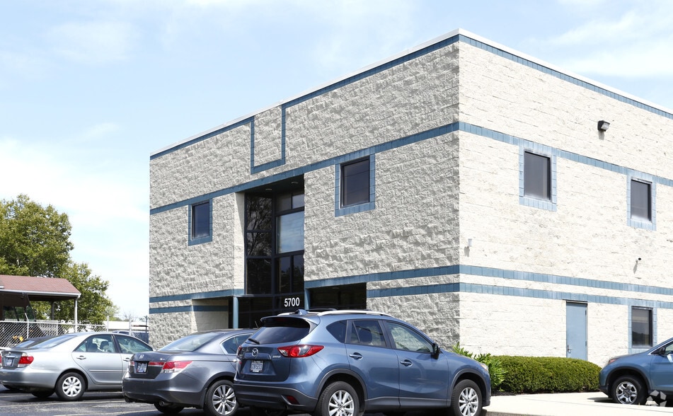5700 Este Ave, Cincinnati, OH for lease - Building Photo - Image 3 of 11