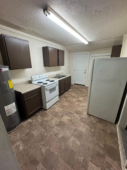 403 Greenville St, Abbeville, SC à vendre - Photo intérieure - Image 2 de 24