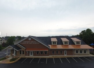 Plus de détails pour 42660 Macauley Pl, Ashburn, VA - Commerce de détail à vendre