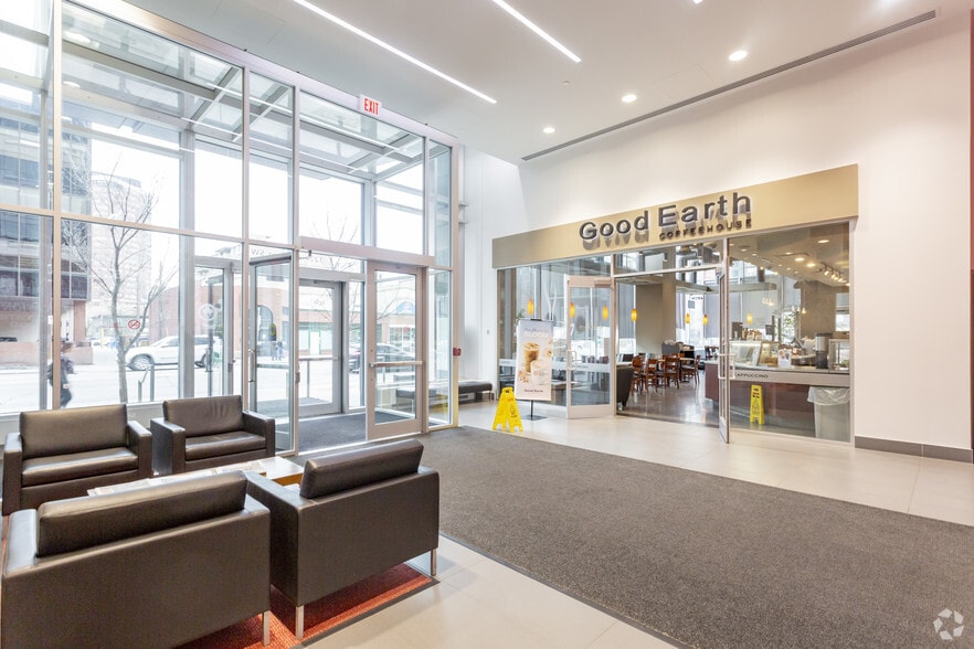 1221 8th St SW, Calgary, AB for lease - Lobby - Image 3 of 8