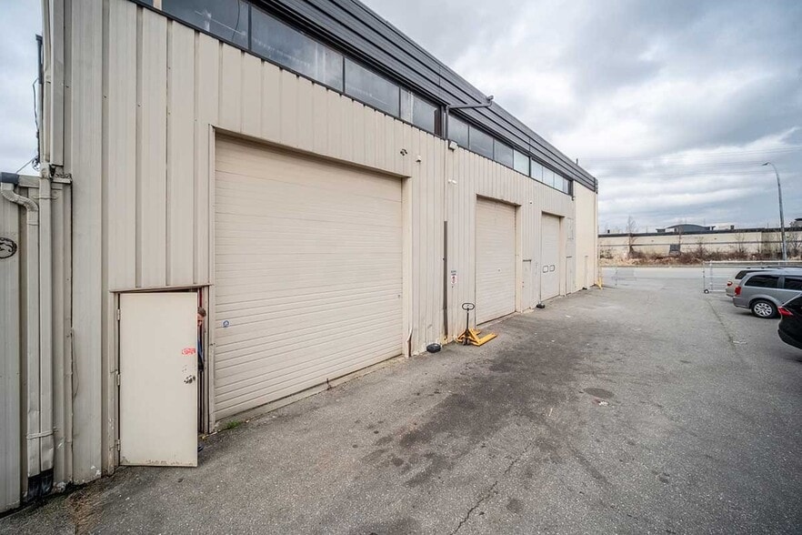 5958 200th St, Langley, BC for lease - Building Photo - Image 2 of 5