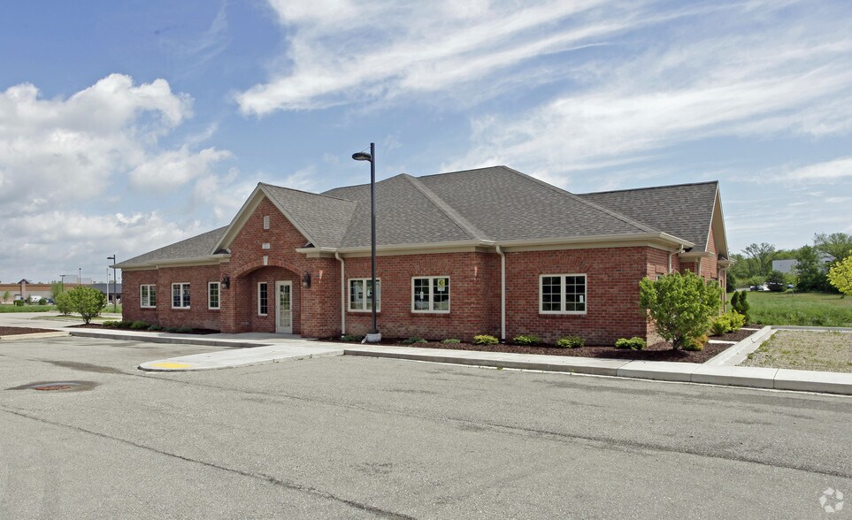 820 Geneva Pky, Lake Geneva, WI à vendre - Photo principale - Image 1 de 9