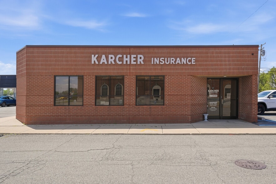 23498-23520 Michigan Ave, Dearborn, MI à vendre - Photo du bâtiment - Image 3 de 13