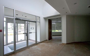 2130 South Service Rd W, Oakville, ON for lease Interior Photo- Image 1 of 1