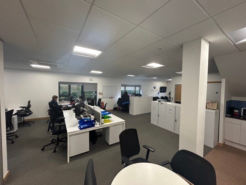 Old Gloucester Rd, Bristol à vendre - Photo du bâtiment - Image 3 de 6