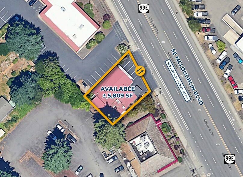 18893 SE Mcloughlin Blvd, Portland, OR à vendre - Photo du bâtiment - Image 3 de 9