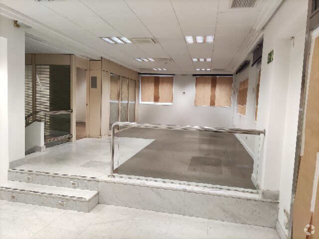 Office/Retail in Madrid, Madrid for lease Interior Photo- Image 1 of 3