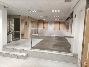 Office/Retail in Madrid, MAD for lease Interior Photo- Image 2 of 4