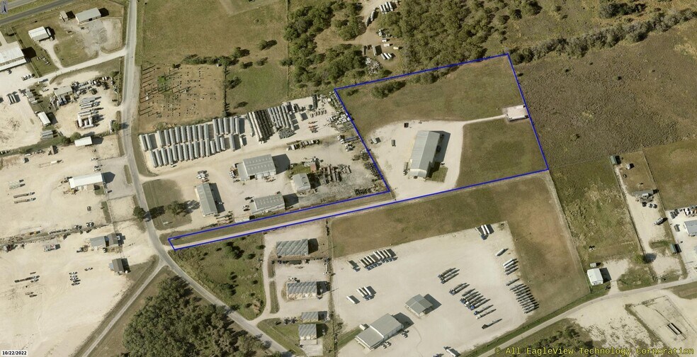 293 Corgey Rd, Pleasanton, TX à louer - Photo du bâtiment - Image 3 de 12