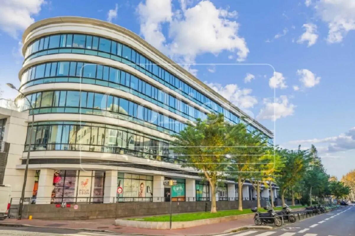 2-4 Rue Paul Vaillant-Couturier, Levallois-Perret for lease Building Photo- Image 1 of 10