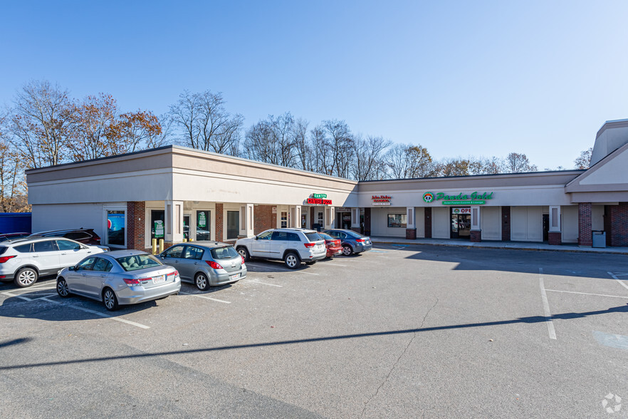 635 Washington St, Canton, MA for lease - Building Photo - Image 2 of 4