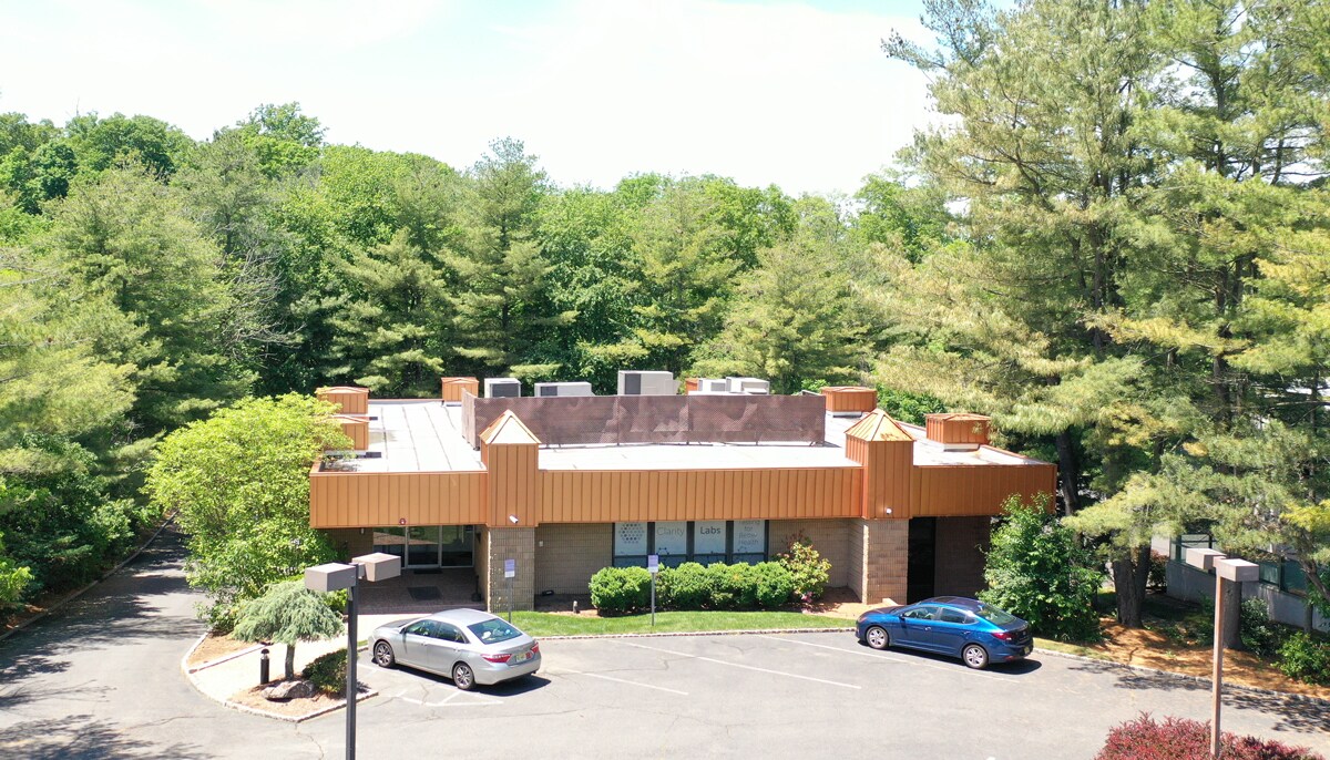97 Mount Bethel Rd, Warren, NJ à louer Photo du bâtiment- Image 1 de 3