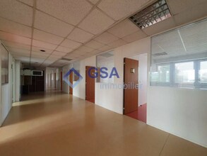 Office in Massy for lease Interior Photo- Image 2 of 9