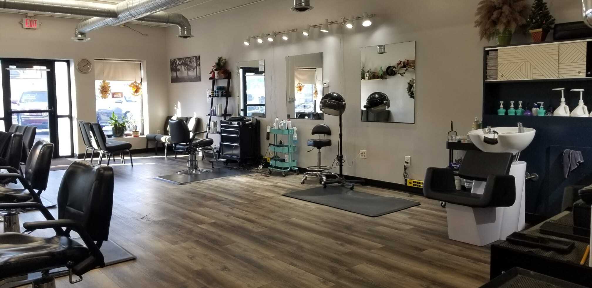 712 University Ave W, Saint Paul, MN for lease Interior Photo- Image 1 of 7