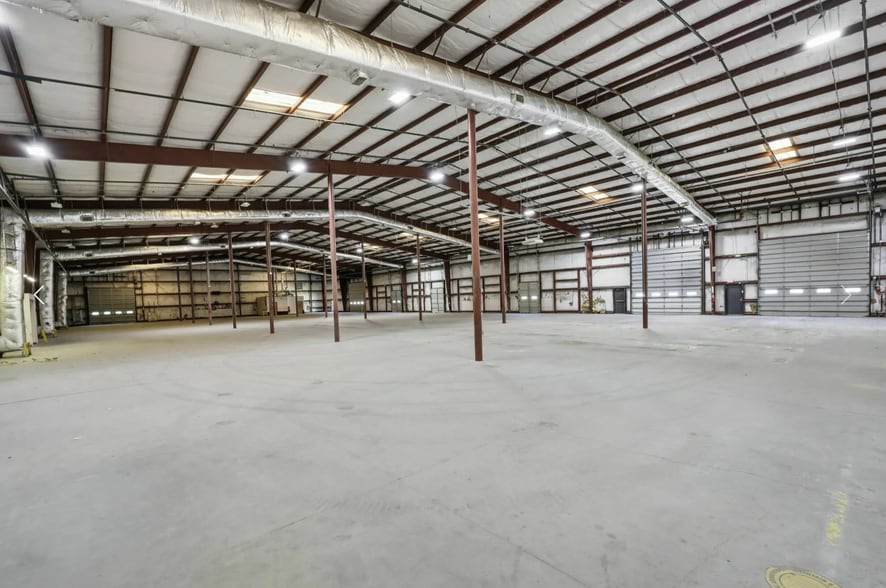 2456 S Miami Blvd, Durham, NC for lease - Interior Photo - Image 3 of 6