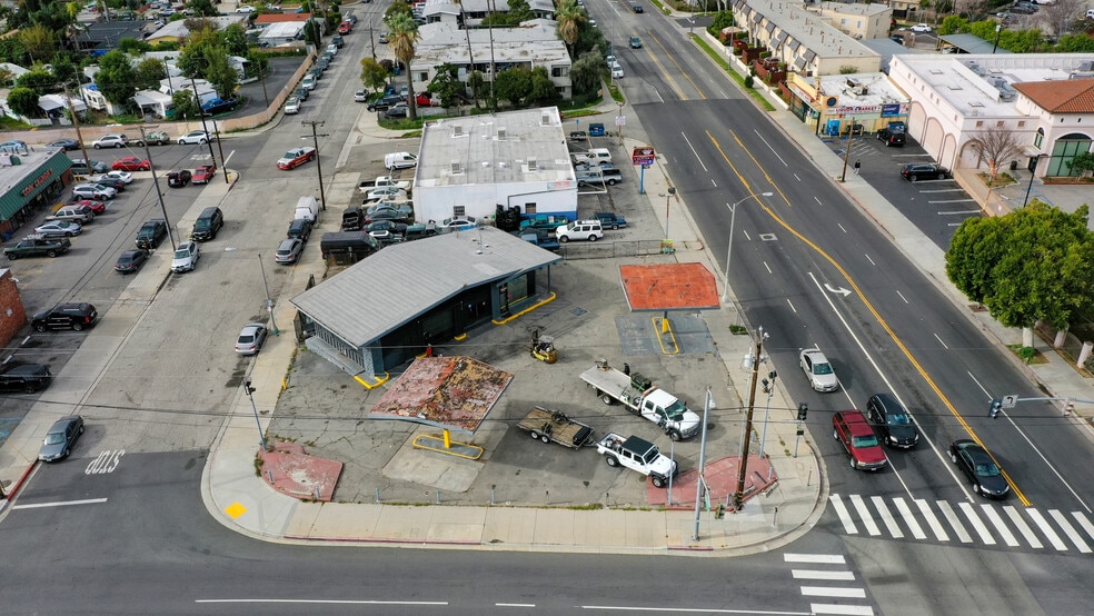 1702 San Fernando Rd, San Fernando, CA for sale - Building Photo - Image 2 of 3