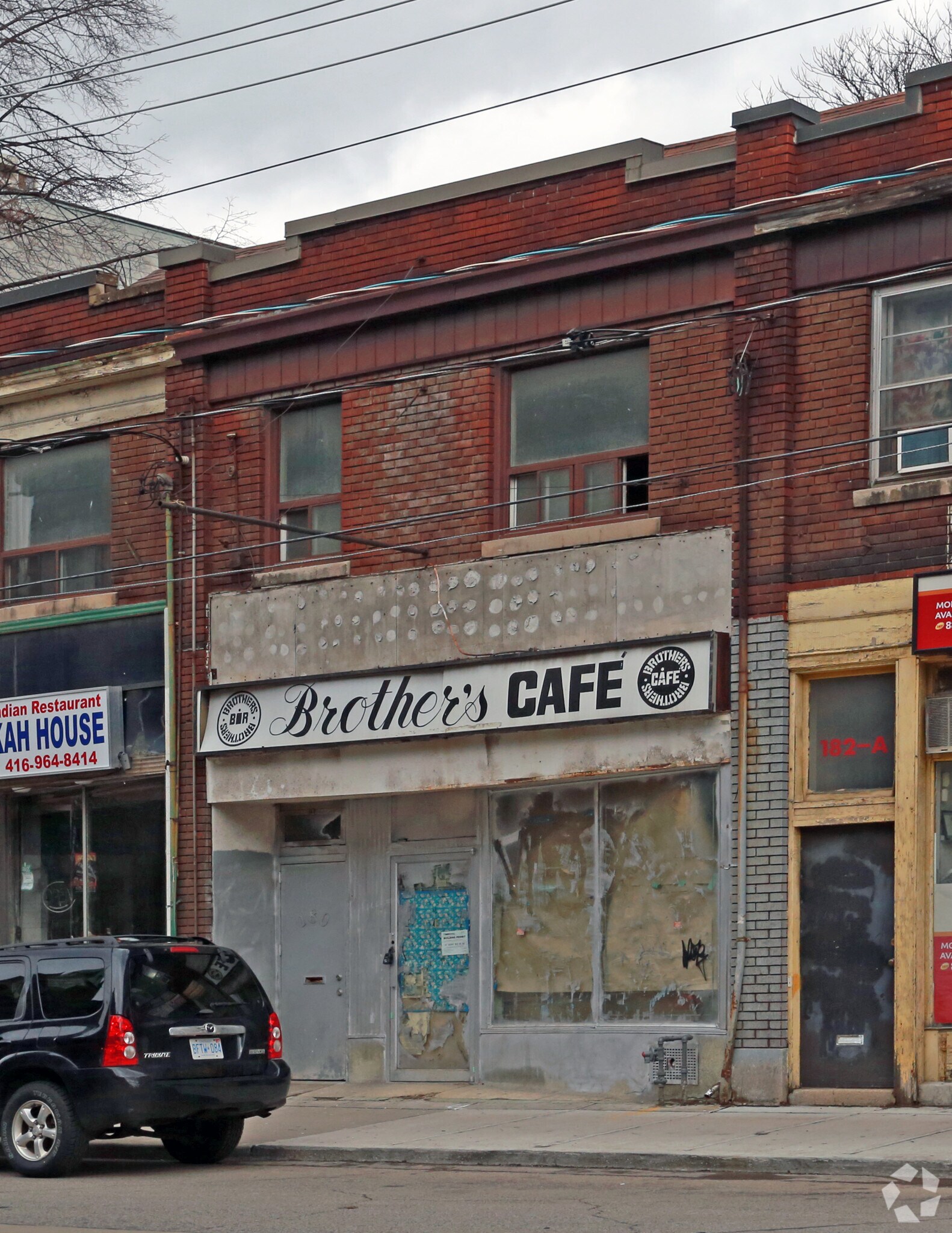 180 Carlton St, Toronto, ON à vendre Photo principale- Image 1 de 1