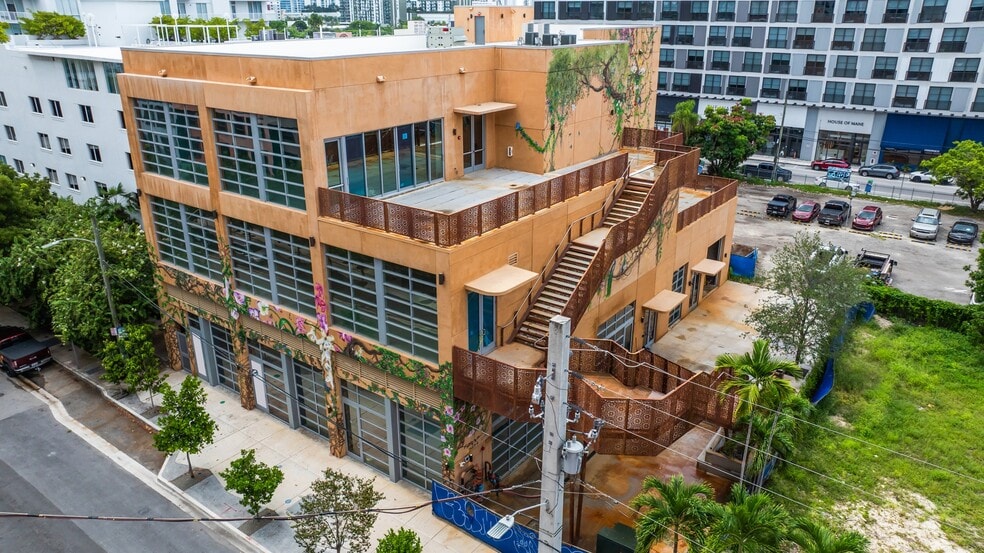 70 NW 28th St, Miami, FL for lease - Building Photo - Image 2 of 24