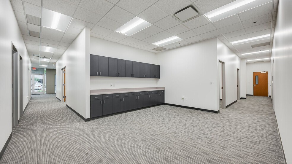 1070 S Kimball Ave, Southlake, TX à louer - Photo du bâtiment - Image 3 de 10