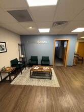 205 W 29th St, Holland, MI for lease Interior Photo- Image 1 of 1