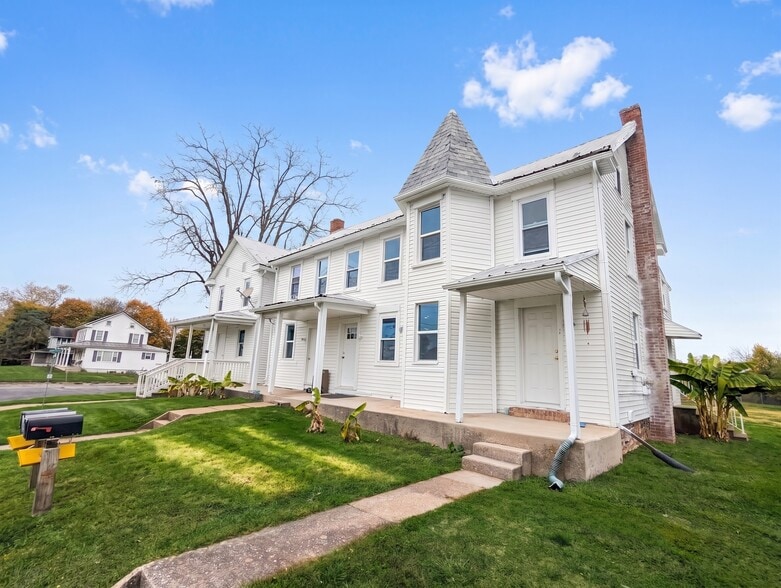 3754 Baltimore Pike, Littlestown, PA à vendre - Photo du bâtiment - Image 1 de 15