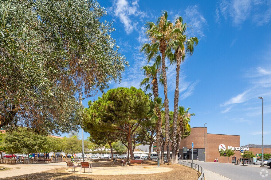 Commerce de détail dans Gavà, Barcelona à vendre - Photo du bâtiment - Image 3 de 3
