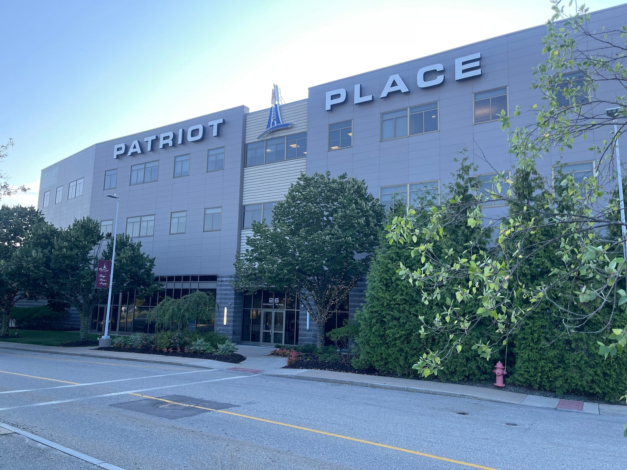 26 Patriot Pl, Foxborough, MA for lease Primary Photo- Image 1 of 9