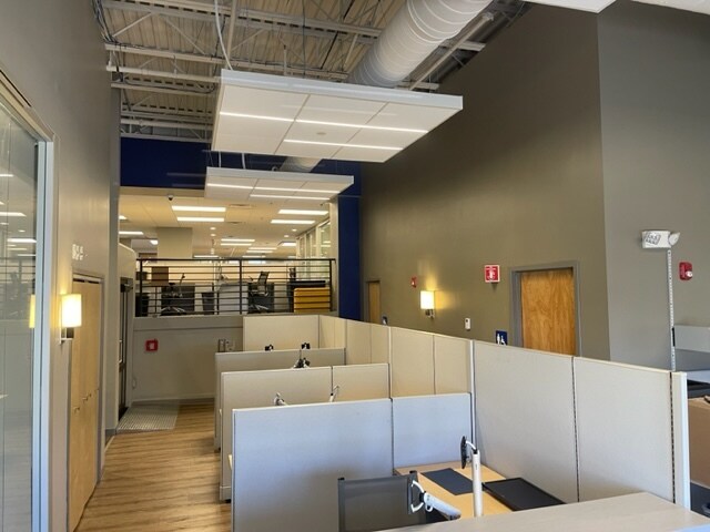 623 Centre St, Brockton, MA à louer - Photo du bâtiment - Image 2 de 16