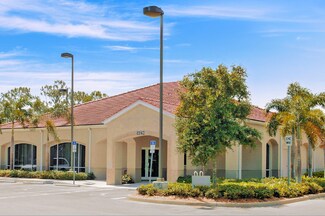 Plus de détails pour 5626 Tavilla Cir, Naples, FL - Commerce de détail à vendre