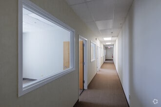 1 Edgeview Dr, Hackettstown, NJ for lease Interior Photo- Image 2 of 6