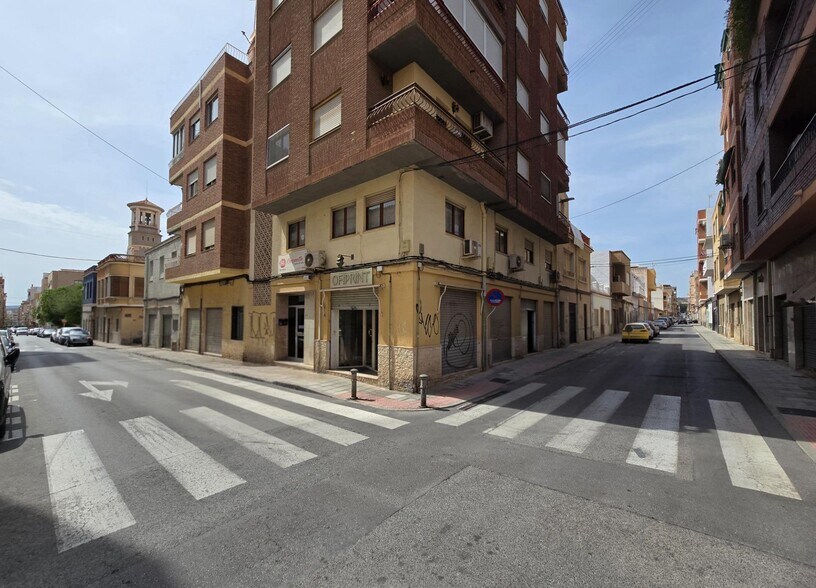 Commerce de détail dans Elda à vendre - Photo du bâtiment - Image 1 de 15