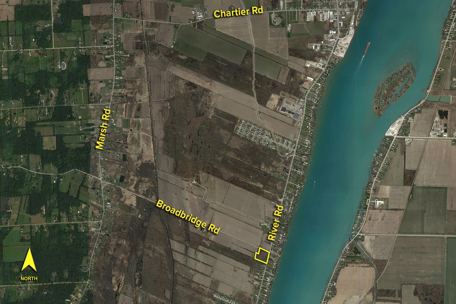 7502 River Rd, Marine City, MI à vendre Photo du bâtiment- Image 1 de 3