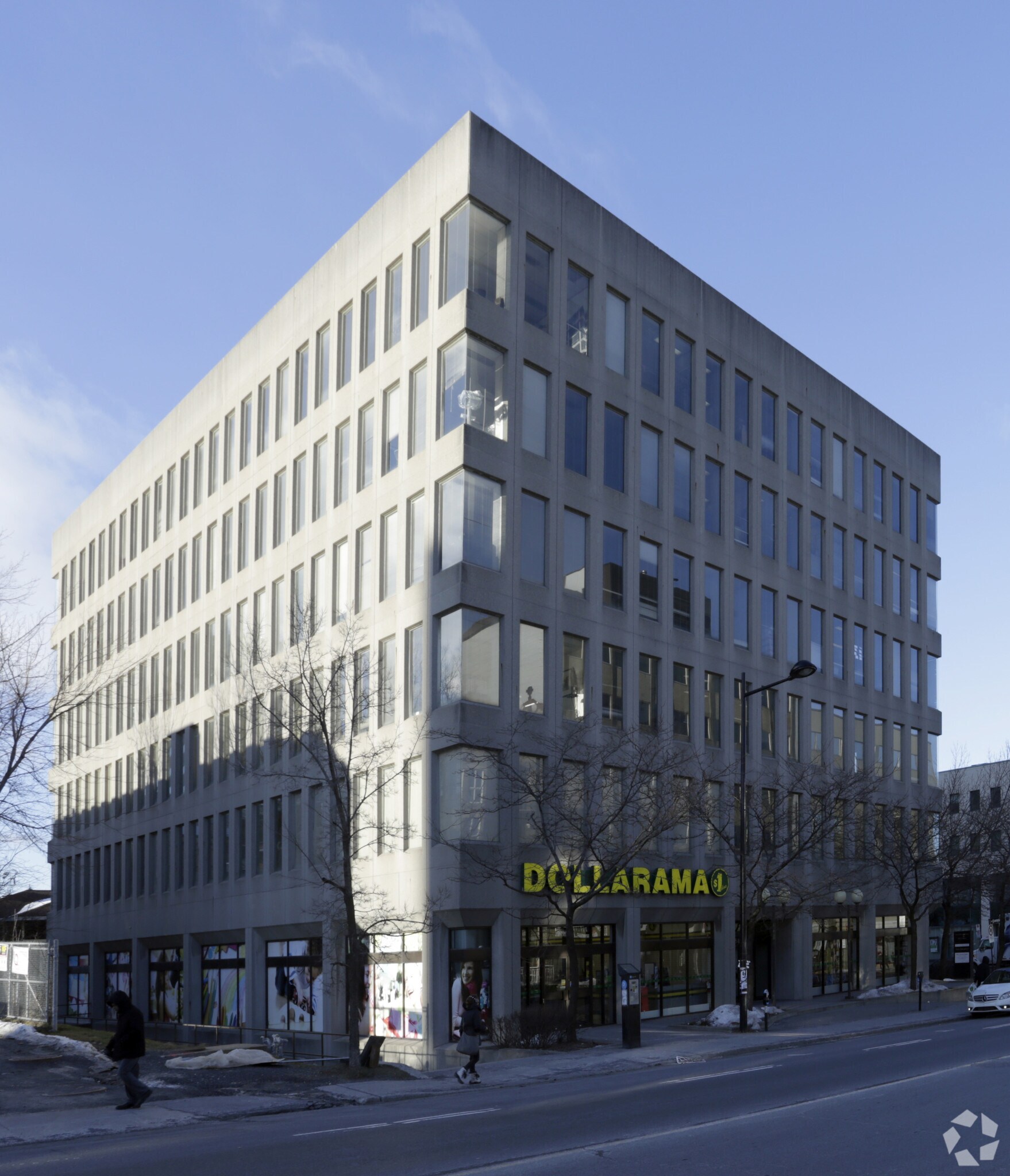 5858 Ch De La Côte-Des-Neiges, Montréal, QC à vendre Photo principale- Image 1 de 1