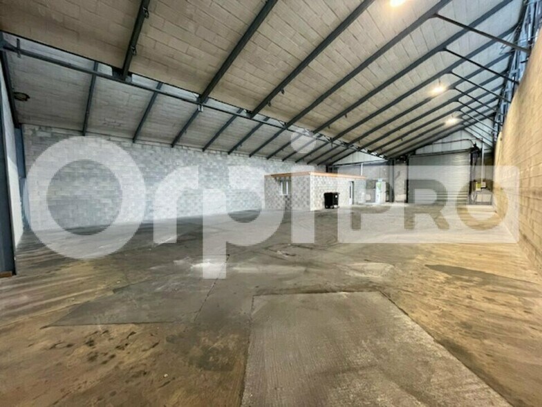 Local d'activités dans Nangis à vendre - Photo intérieure - Image 2 de 10
