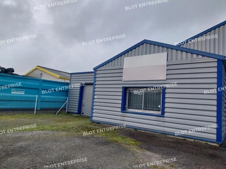 Flex in Saint-Évarzec for lease - Building Photo - Image 2 of 8