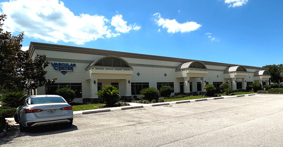 1180 N Williamson Blvd, Daytona Beach, FL for lease - Building Photo - Image 1 of 13