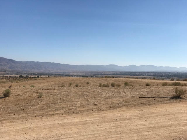 Grande Vista St, Apple Valley, CA à vendre - Autre - Image 1 de 14