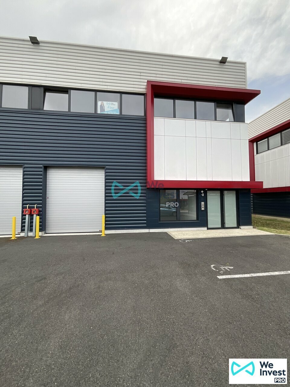 Office in Chanteloup-en-Brie for lease Building Photo- Image 1 of 12