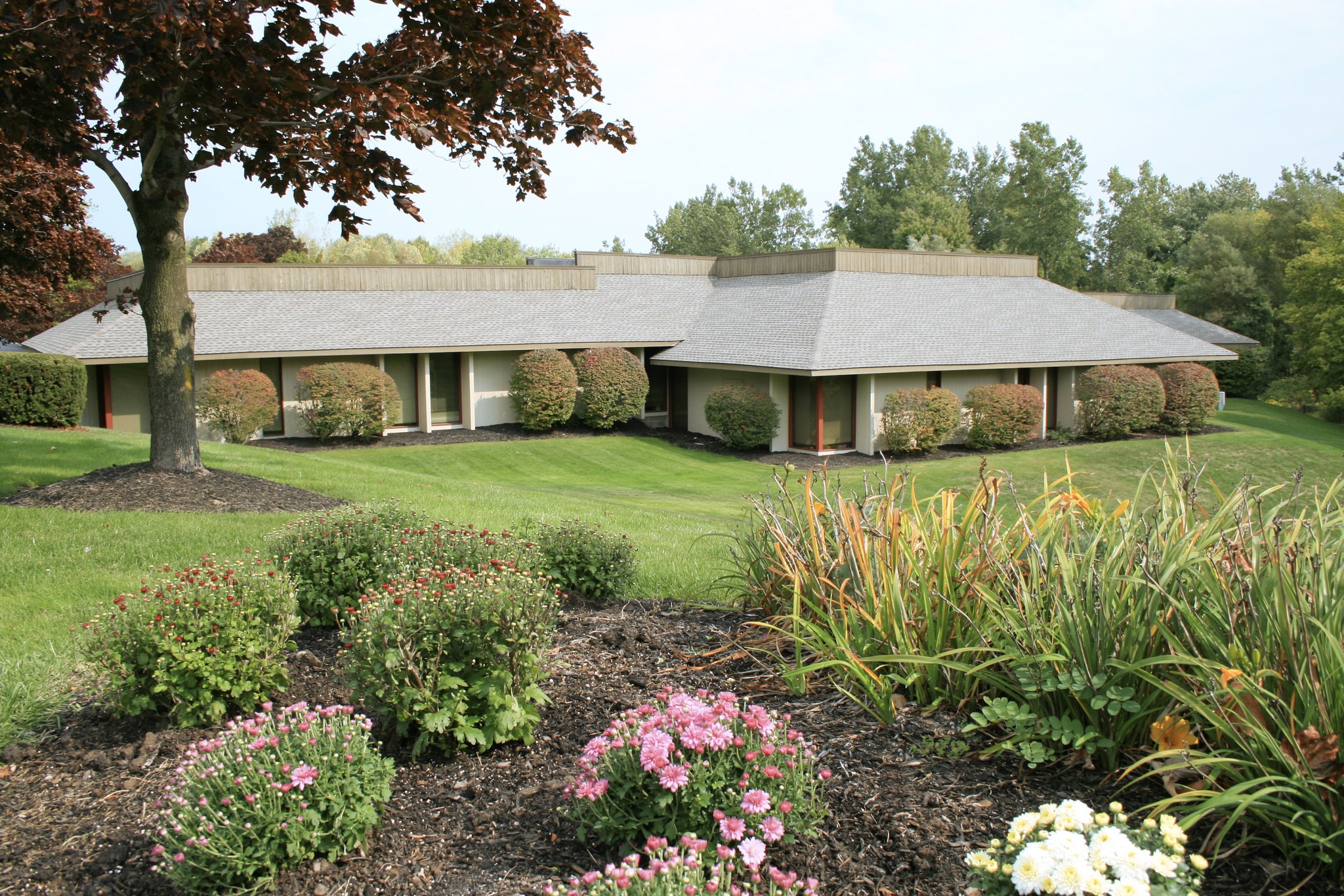 300 Cross Keys Office Park, Fairport, NY for lease Building Photo- Image 1 of 4