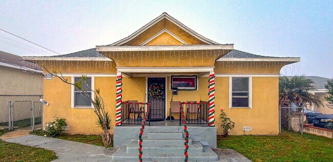 Plus de détails pour 1207 Bay View Ave, Wilmington, CA - Multi-résidentiel à vendre