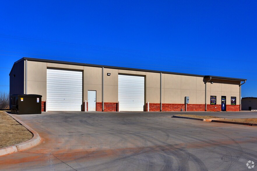 1283 N Air Depot Blvd, Oklahoma City, OK à vendre - Photo du bâtiment - Image 3 de 3