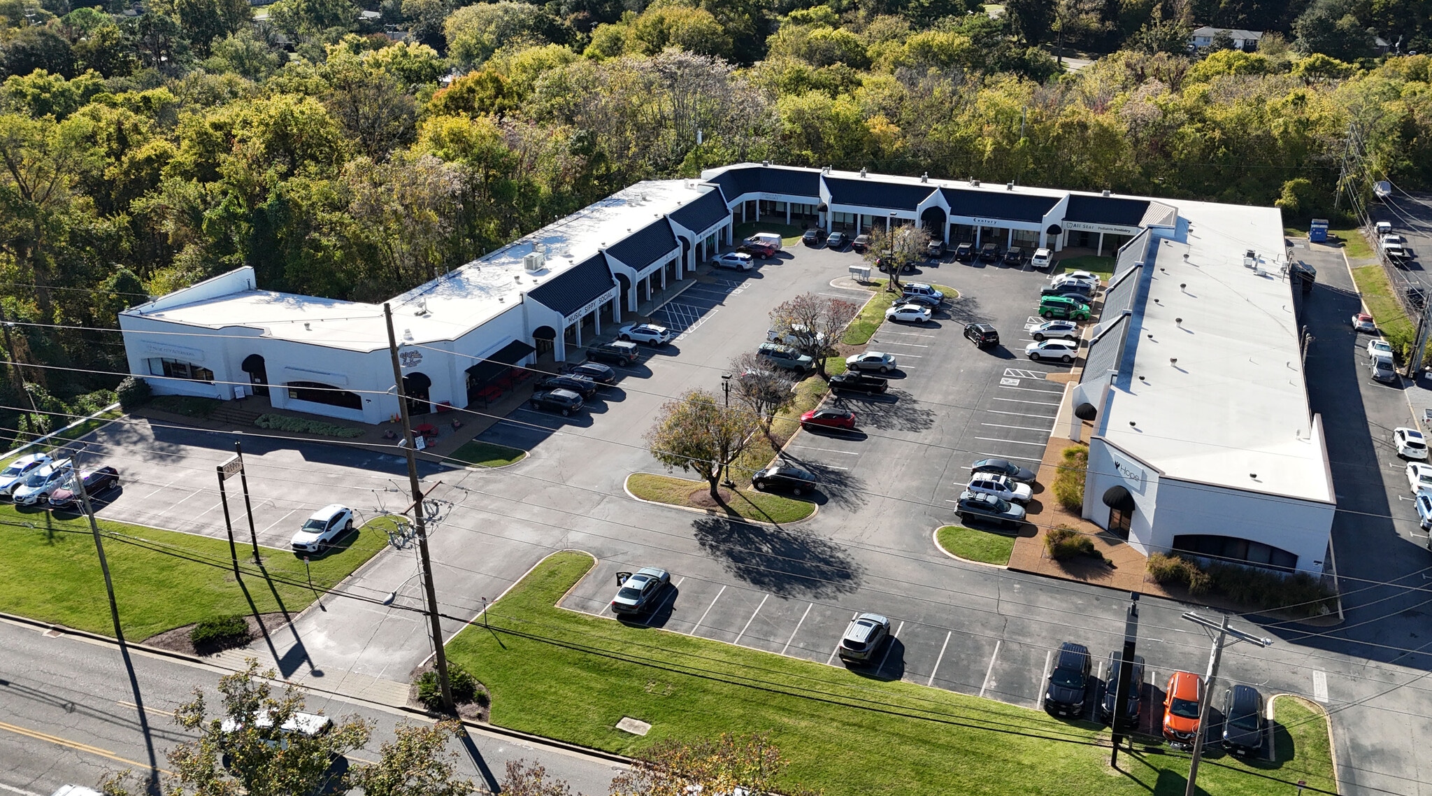4825 Trousdale Dr, Nashville, TN for lease Primary Photo- Image 1 of 21