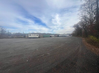 21 E Garden Pl, Pequannock, NJ à louer - Photo du bâtiment - Image 2 de 2