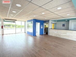 Retail in Calafell, Tarragona for lease Interior Photo- Image 2 of 15