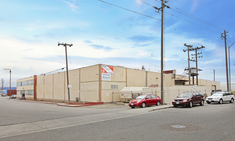 2002 Davis St, San Leandro, CA for sale - Building Photo - Image 1 of 1