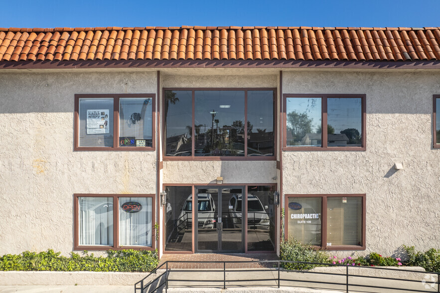 23361 El Toro Rd, Lake Forest, CA for lease - Building Photo - Image 3 of 14