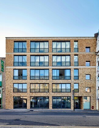 Plus de détails pour 55-61 Brewery Rd, Londres - Bureau à vendre