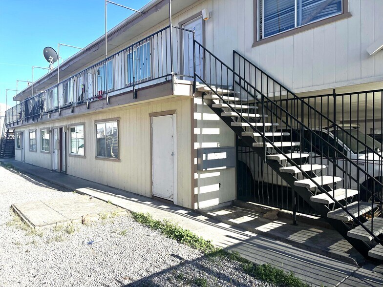 1709 Fairfield Ave, Las Vegas, NV à vendre - Photo du bâtiment - Image 2 de 24