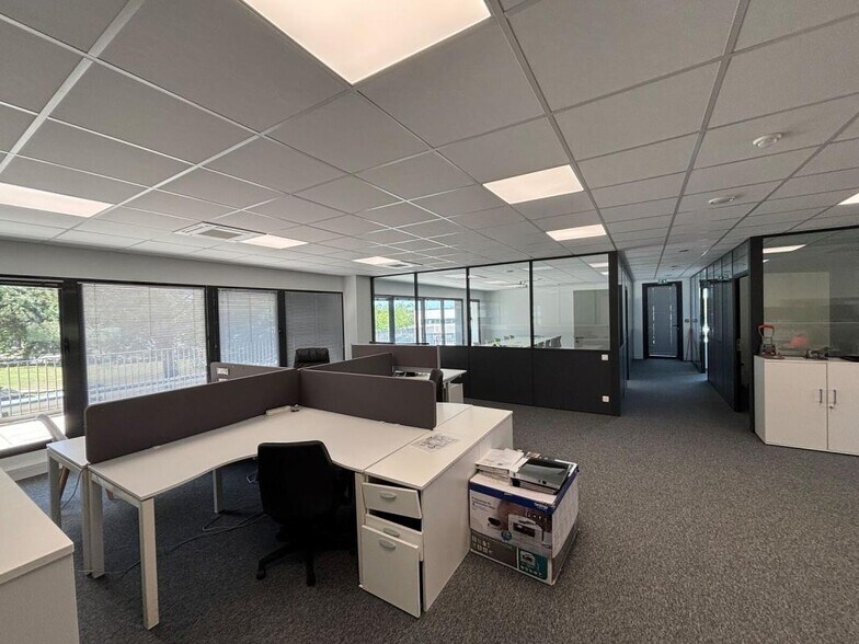 Bureau dans Saint Herblain à louer - Photo du bâtiment - Image 2 de 9