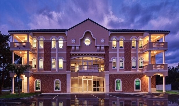 2 Suntree Pl, Melbourne, FL à louer - Photo du bâtiment - Image 2 de 3